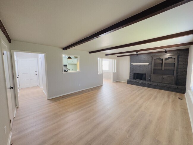 Foto del edificio - 7028 Elk Canyon Rd