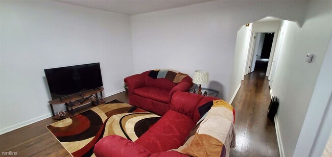 Foto del edificio - 3 br, 2 bath House - 6141 South Nashville ...