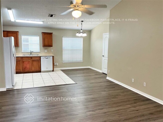 Foto del edificio - 186 Earlmont Pl