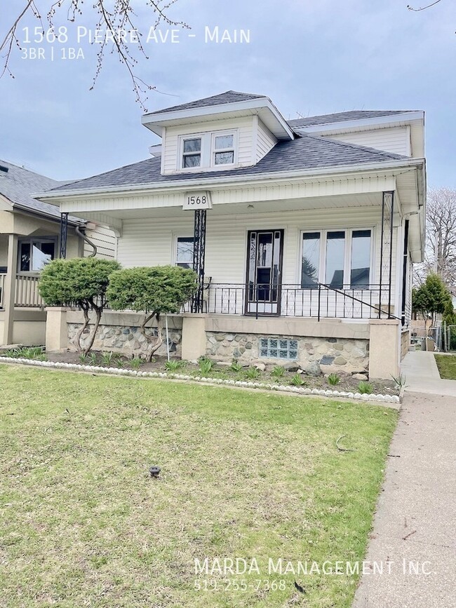 Building Photo - 1568 Pierre Ave