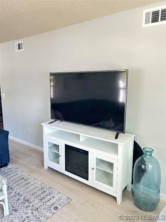 Foto del edificio - 910 Maple St