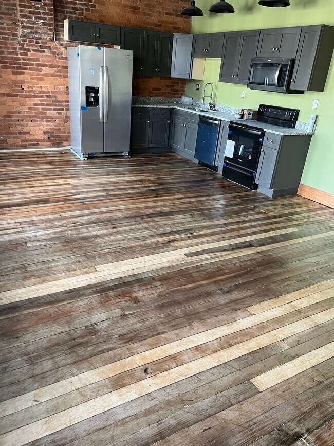 Foto del edificio - 1609 Winchester Ave