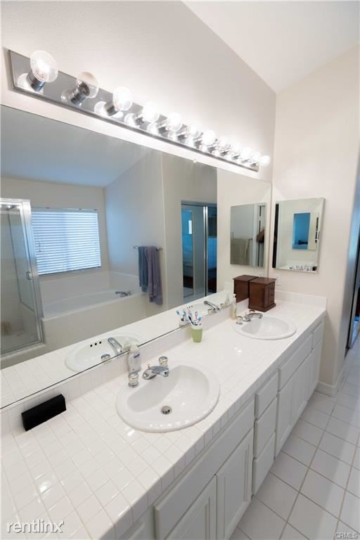 Building Photo - 4 br, 3 bath House - 2 Castletree