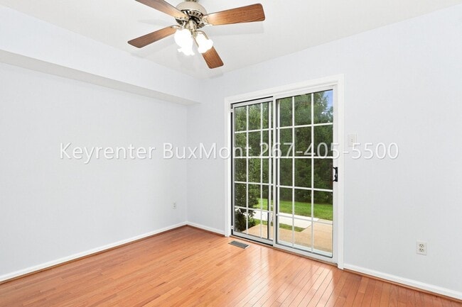 Building Photo - 5008 Rebecca Fell Dr