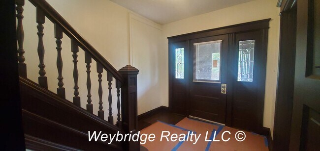 Building Photo - 3118 Durrell Ave