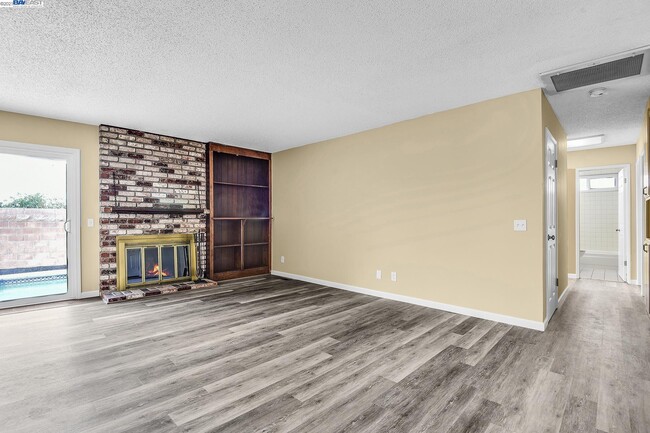 Building Photo - 1436 Arlington Rd