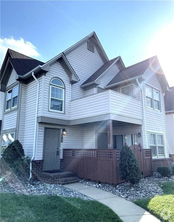 Hunters Point Senior Living Apartments for Rent Portsmouth, VA 2