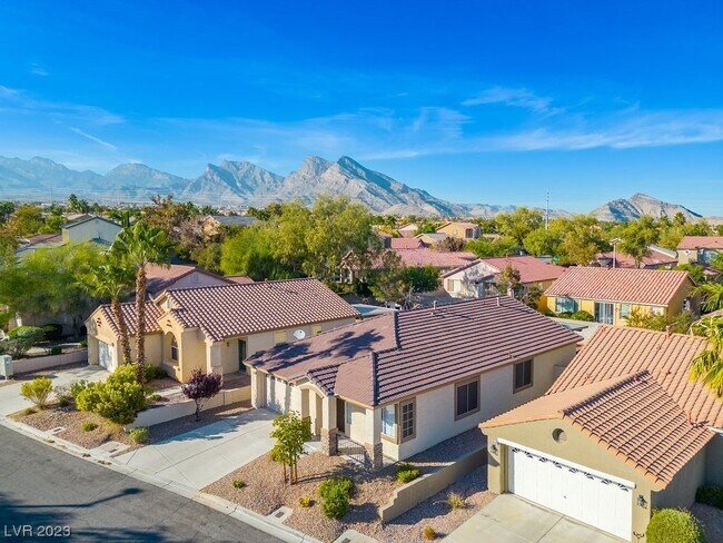 Building Photo - 10676 Huntington Hills Dr