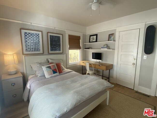 Foto del edificio - 2402 4th St