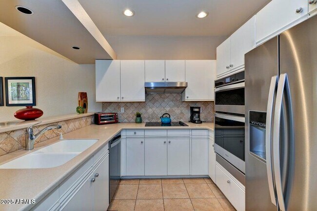 Foto del edificio - 7700 E Gainey Ranch Rd