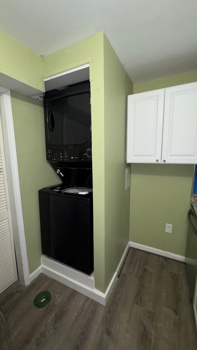 Building Photo - 6312 Hot Spring Ln