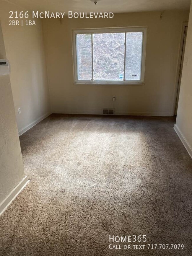Building Photo - 2 Bedroom Home