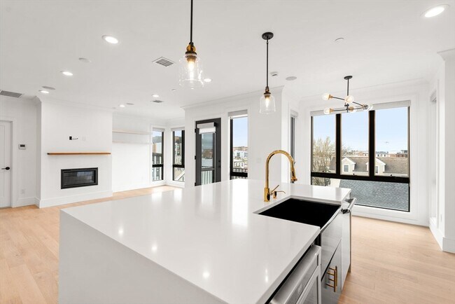 Foto del edificio - 148 W 9th St