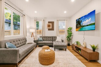 Building Photo - 3202 NW Division St