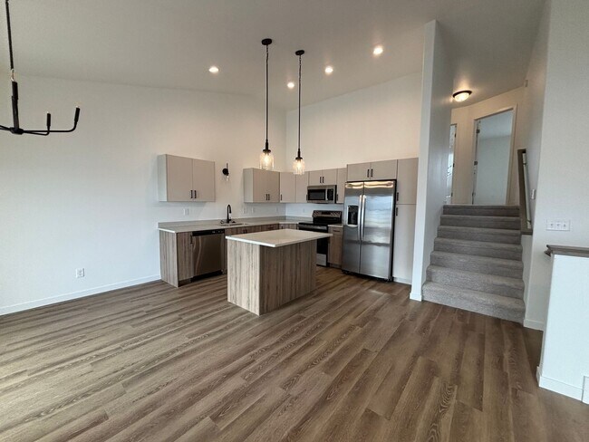 Foto del edificio - 3 Bed 3 Bath Townhome