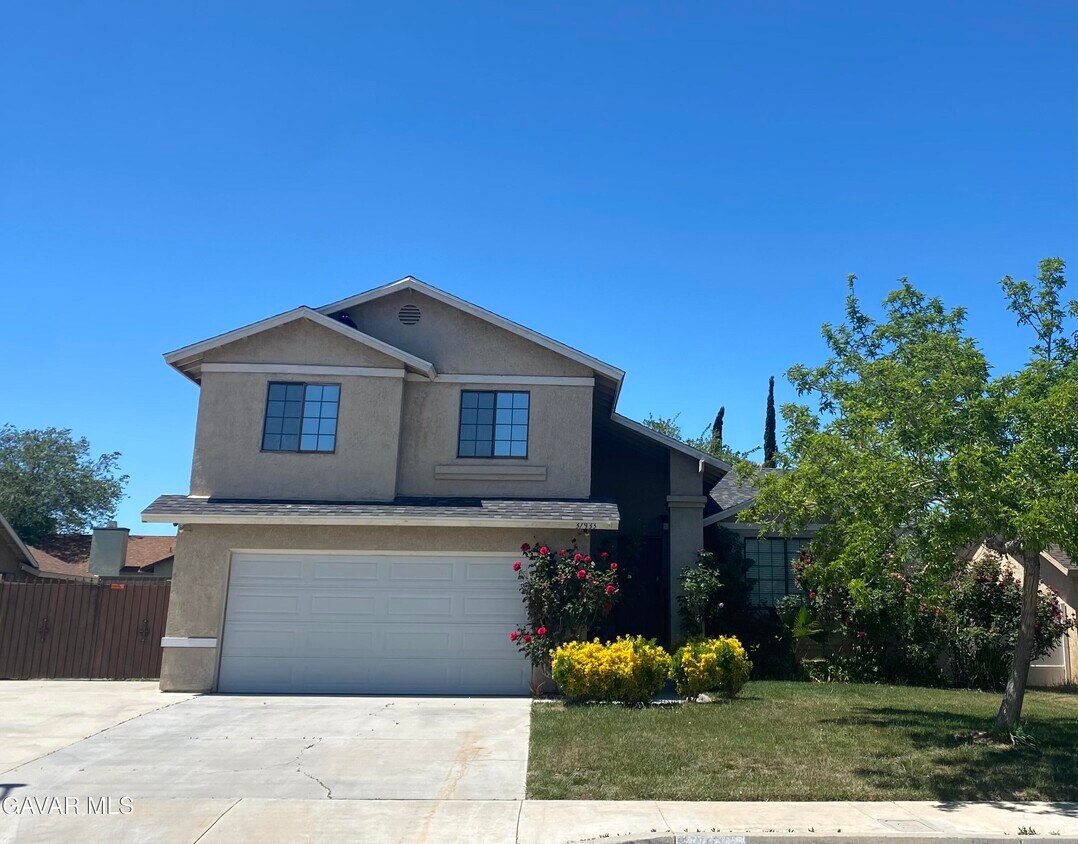 Foto principal - 37933 Rosemarie St