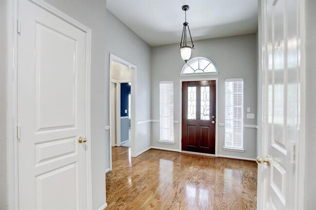 Building Photo - 23 Rosewater Pl