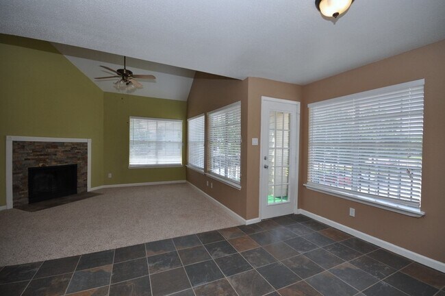 Foto del edificio - 10630 Westbrae Pkwy