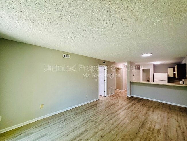 Foto del edificio - 205 Sunn Aire Ct