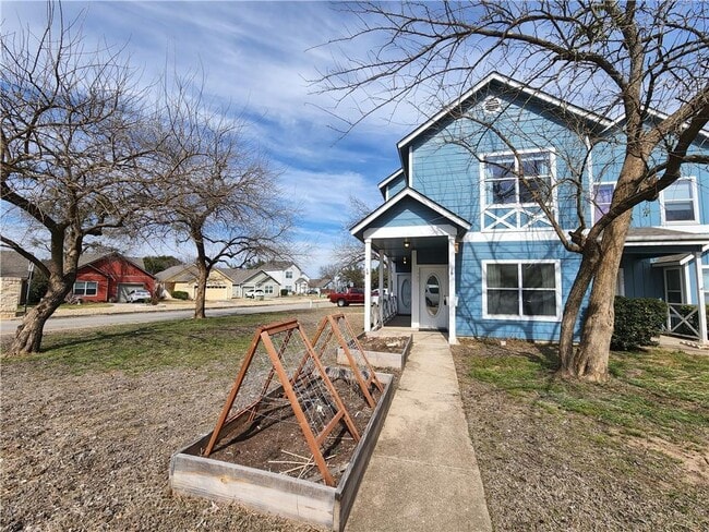 Building Photo - 302 Windridge Village Cove
