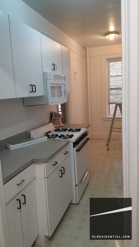 Foto del edificio - 14010 Franklin Ave