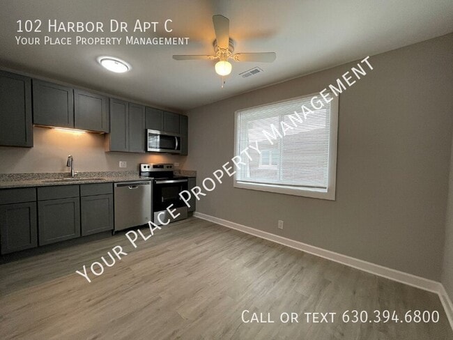 Building Photo - 102 Harbor Dr