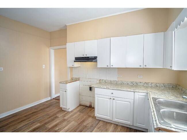 Foto del edificio - 907 Iowa St