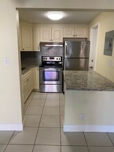 Building Photo - 644 NW 13th St