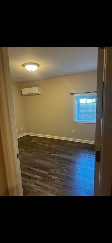 Foto del edificio - 1611 S Main St