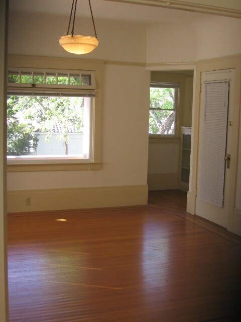 Building Photo - 1515 27th St