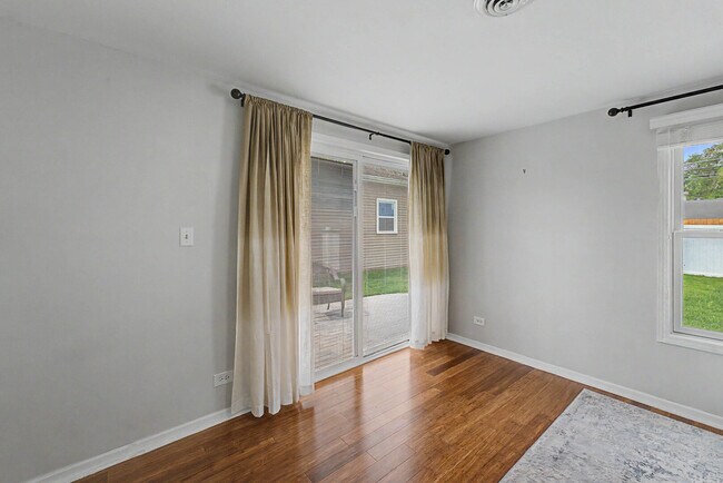 Foto del edificio - 630 S Charlotte St