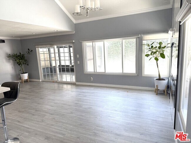 Foto del edificio - 3712 Carrington Ct