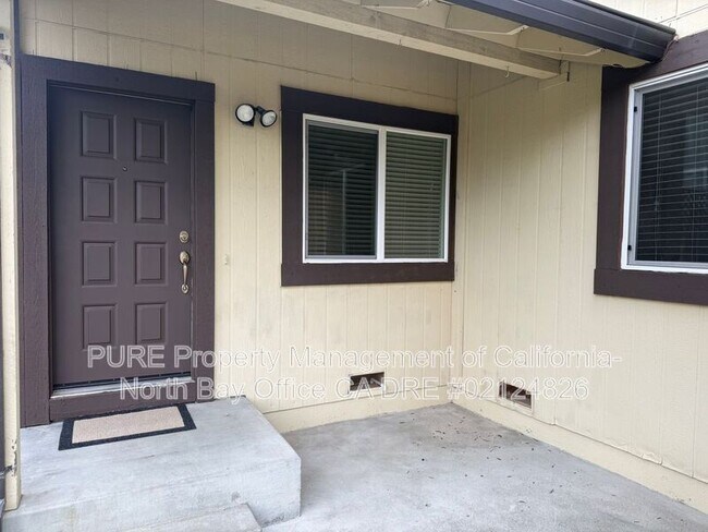 Foto del edificio - 2033 Caulfield Ln