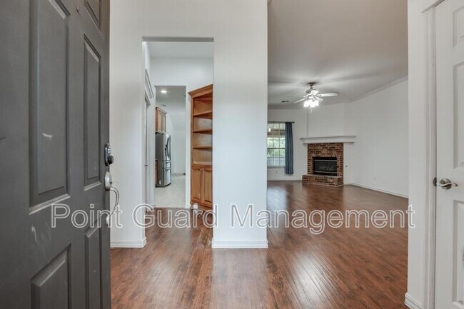 Foto del edificio - 10517 Queensbury Dr