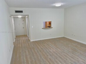 Building Photo - 9159 SW 77th Ave