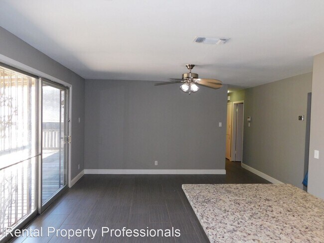 Building Photo - 3 br, 2 bath House - 3219 Rock Creek Run