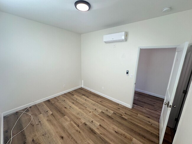 Foto del edificio - Cute 2bd/2ba unit near USC and within DPS/...