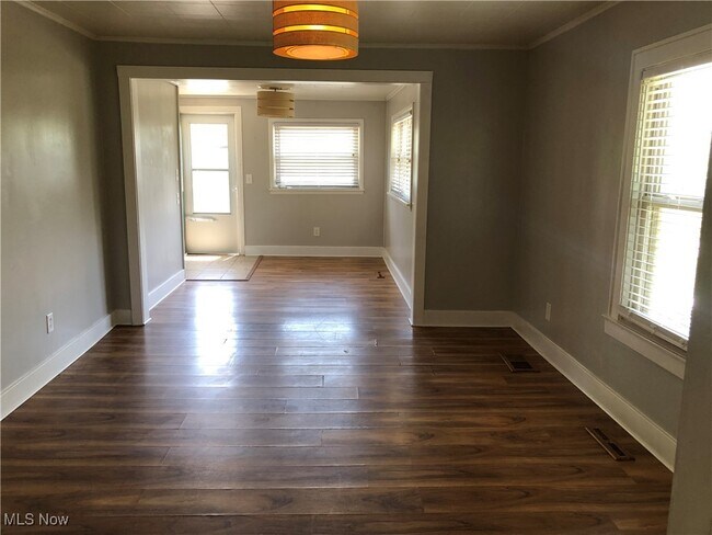 Foto del edificio - 2835 Linden Ave