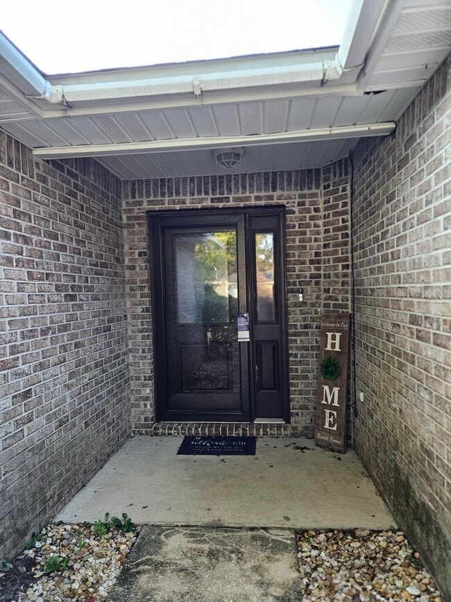 Foto del edificio - 1908 Summer Hills Ln