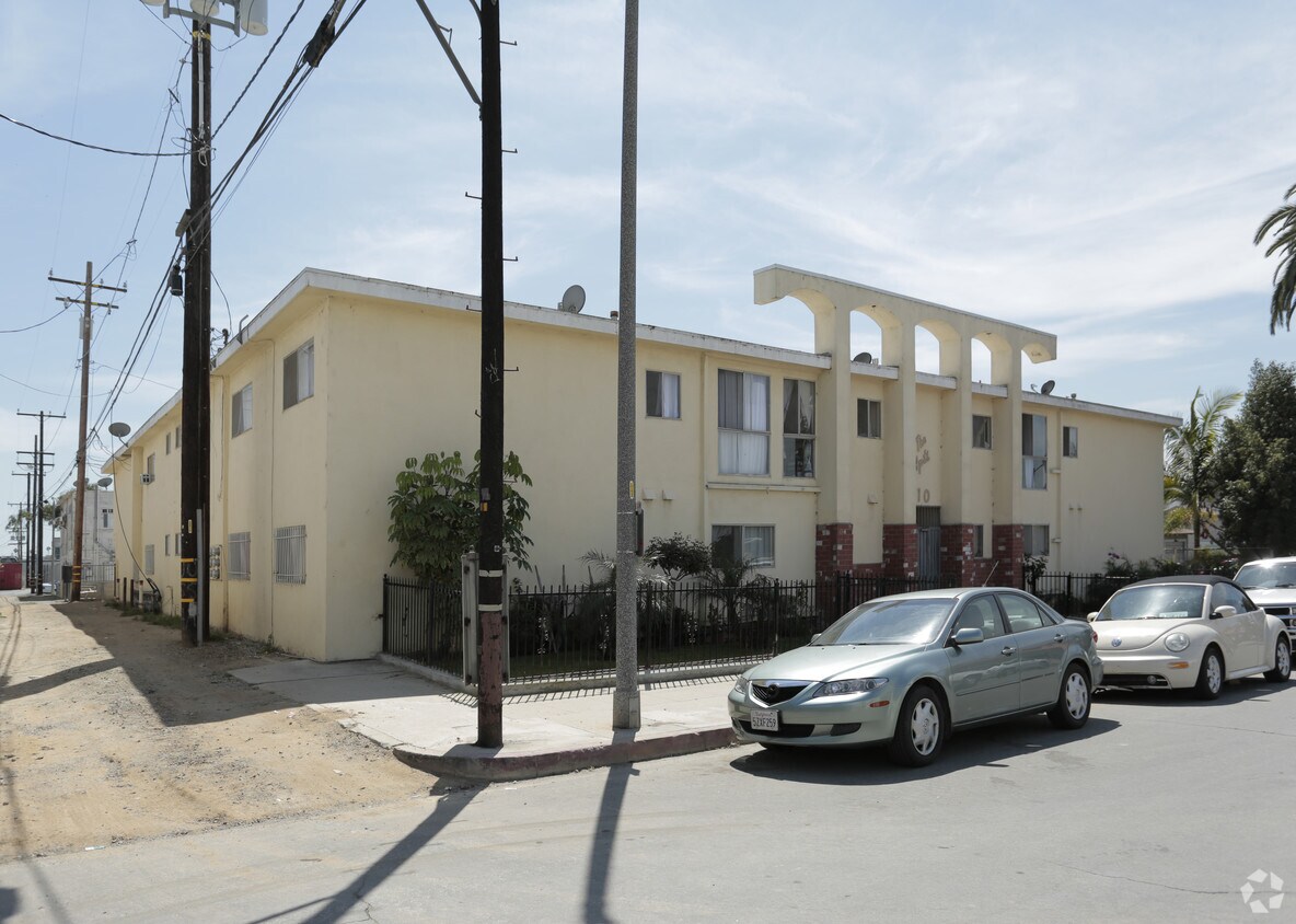 The Apts Apartments in Long Beach, CA