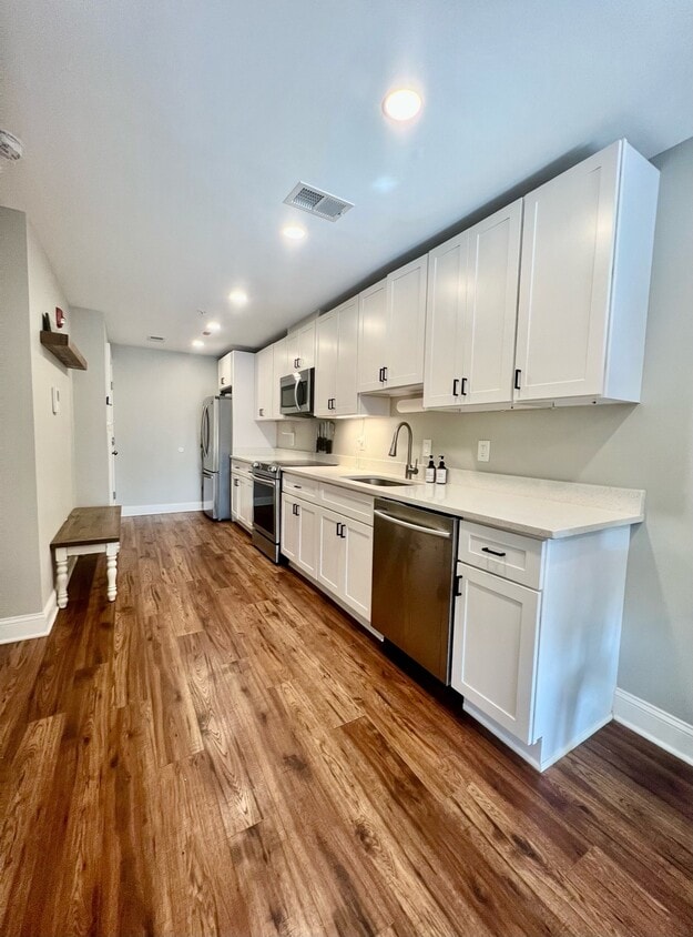 Foto principal - 3110 Georgia Ave NW