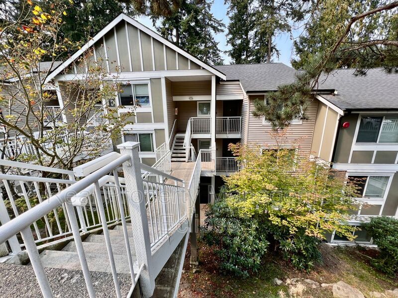 16101 Bothell Everett Hwy Unit E103, Mill Creek, WA 98012 Condo for Rent in Mill Creek, WA