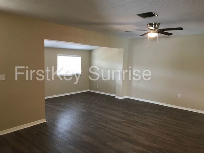 Foto del edificio - 5208 SW 91st Ter
