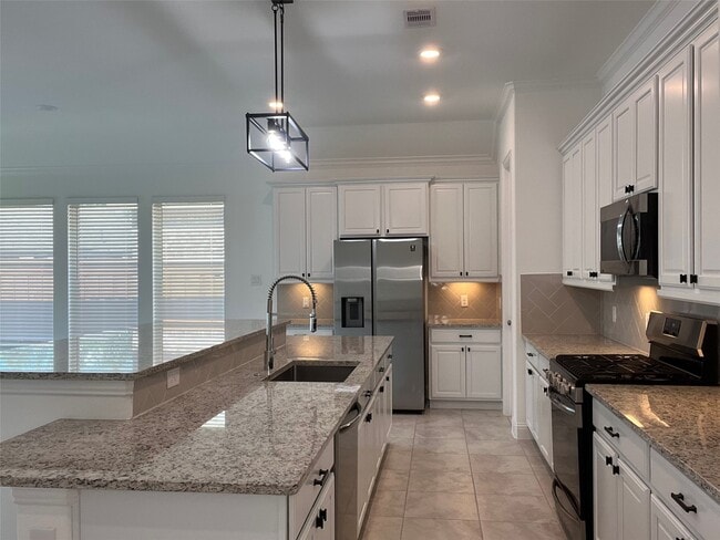 Building Photo - 28226 Whitmore Bend Dr