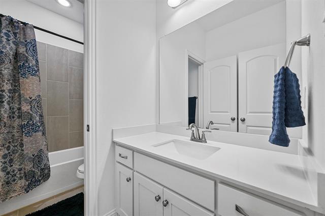 Foto del edificio - 353 Saltmeadow Ln