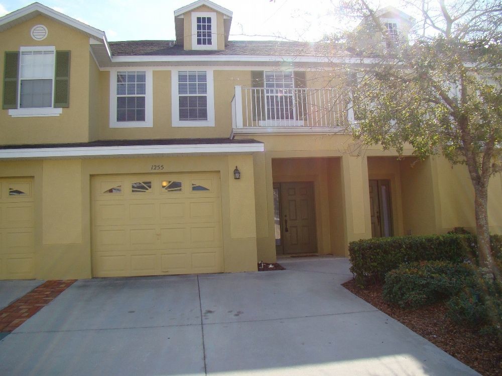 Foto principal - Huge 3 Bedroom townhome in Avalon Lakes