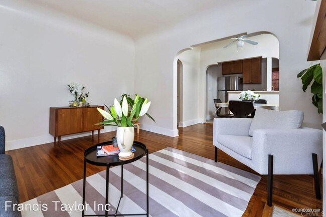 Foto del edificio - 2 br, 1 bath House - 4722 Oregon Street