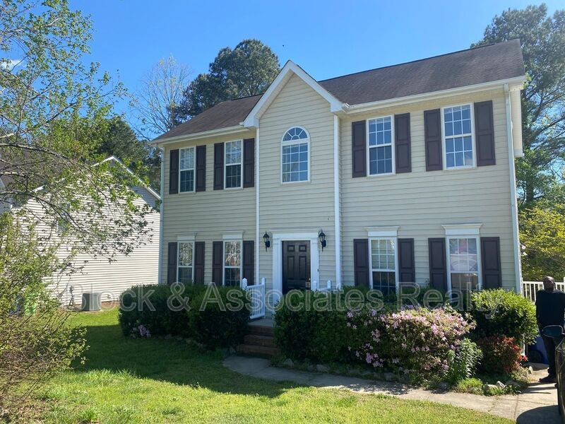 Primary Photo - 5716 Brookshadow Dr