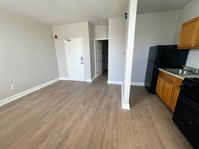 Photo - 1309 W Allegheny Ave Apartment