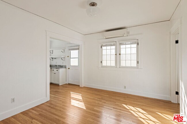 Foto del edificio - 1714 Echo Park Ave